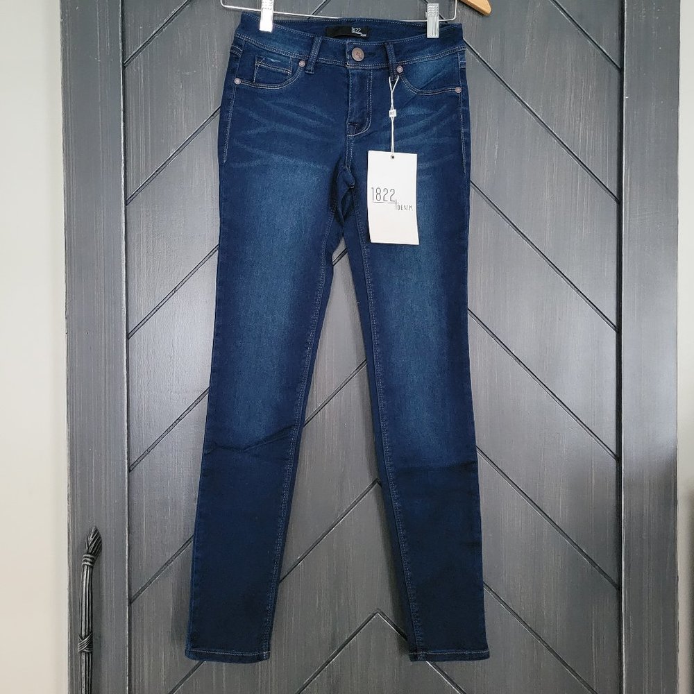 1822 Denim - Size 25- Classic 30" Mid-Rise Butter Skinny In Wynter Raquel